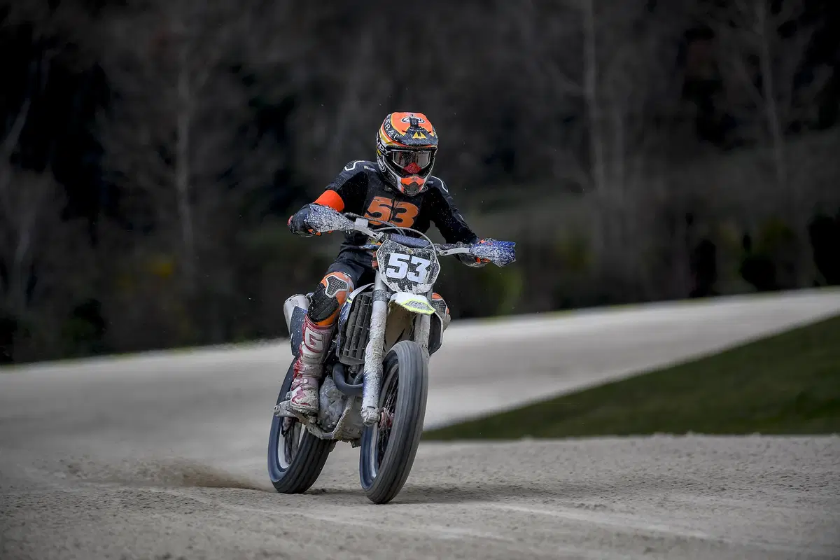Morbidelli e Pasini vincono la 100 km dei Campioni al Ranch di Rossi (31)