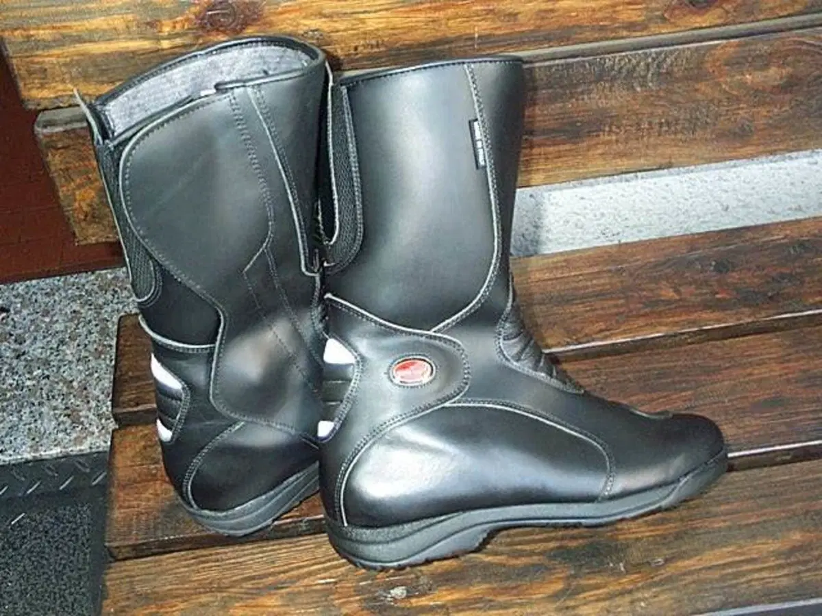 Stivali turismo Moto Guzzi (2)