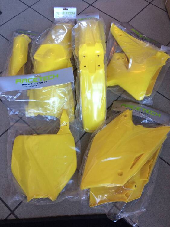 Kit Plastiche Suzuki RMZ Racetech