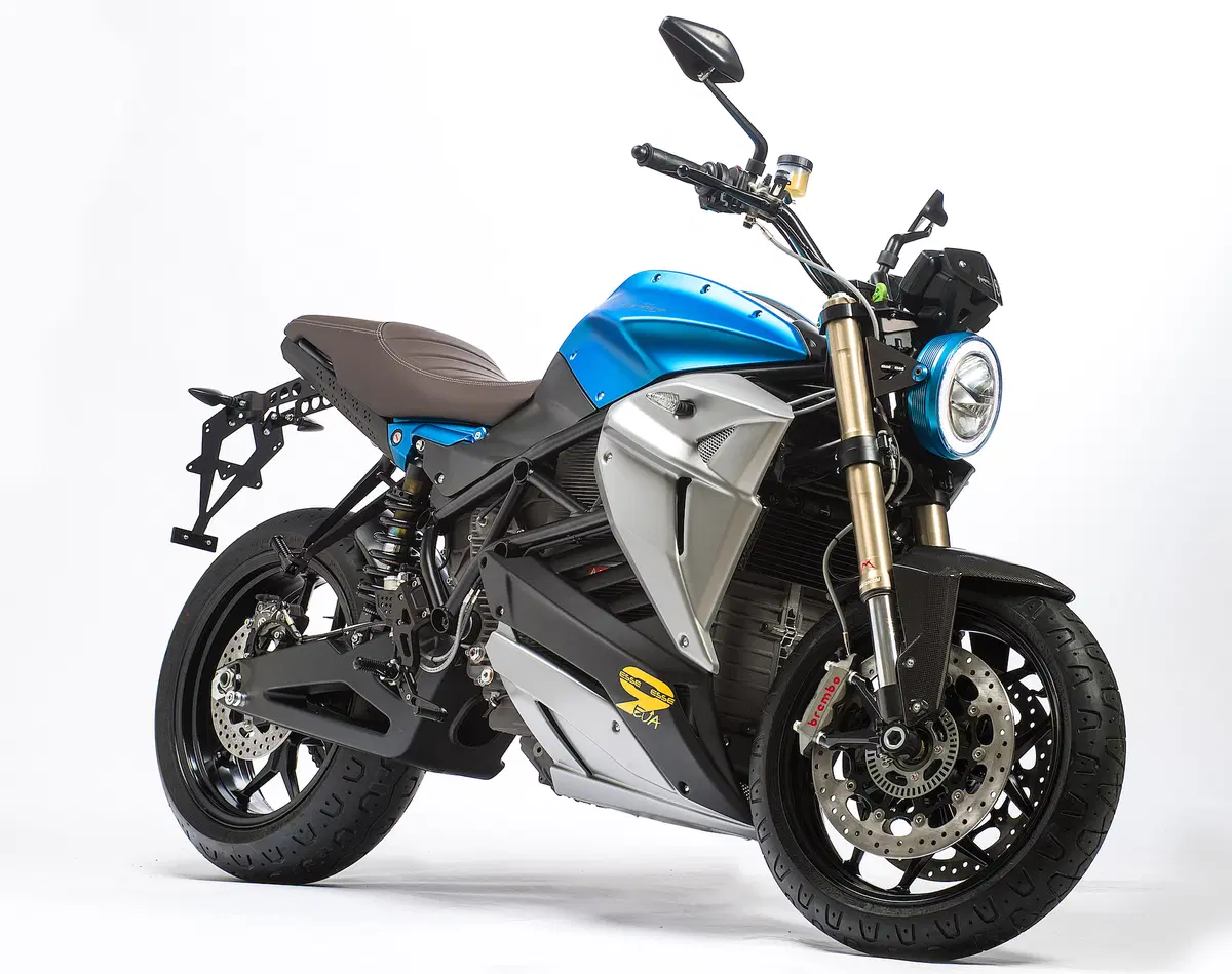 Energica Eva EsseEsse9. Classico futurista (22)