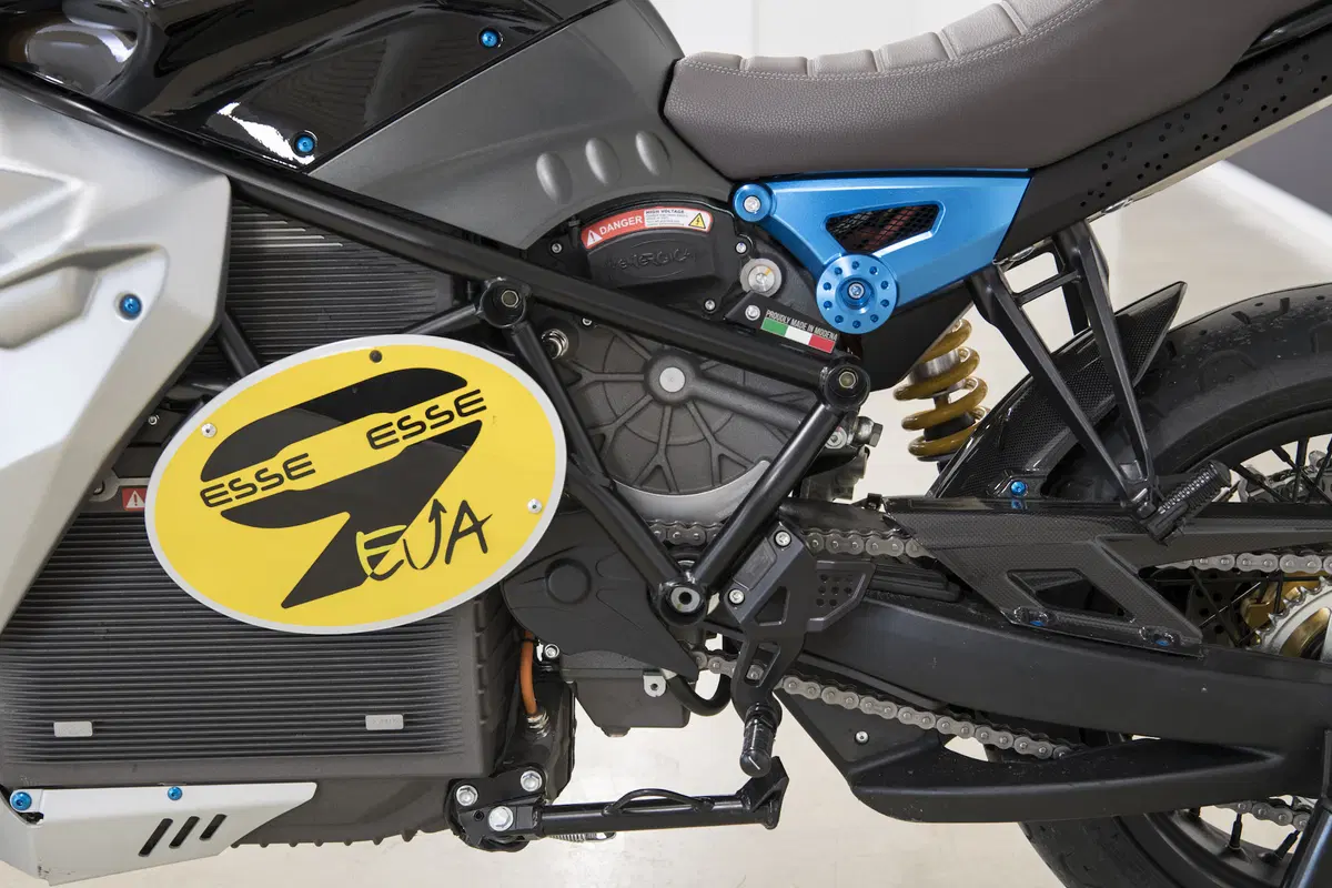 Energica Eva EsseEsse9. Classico futurista (33)