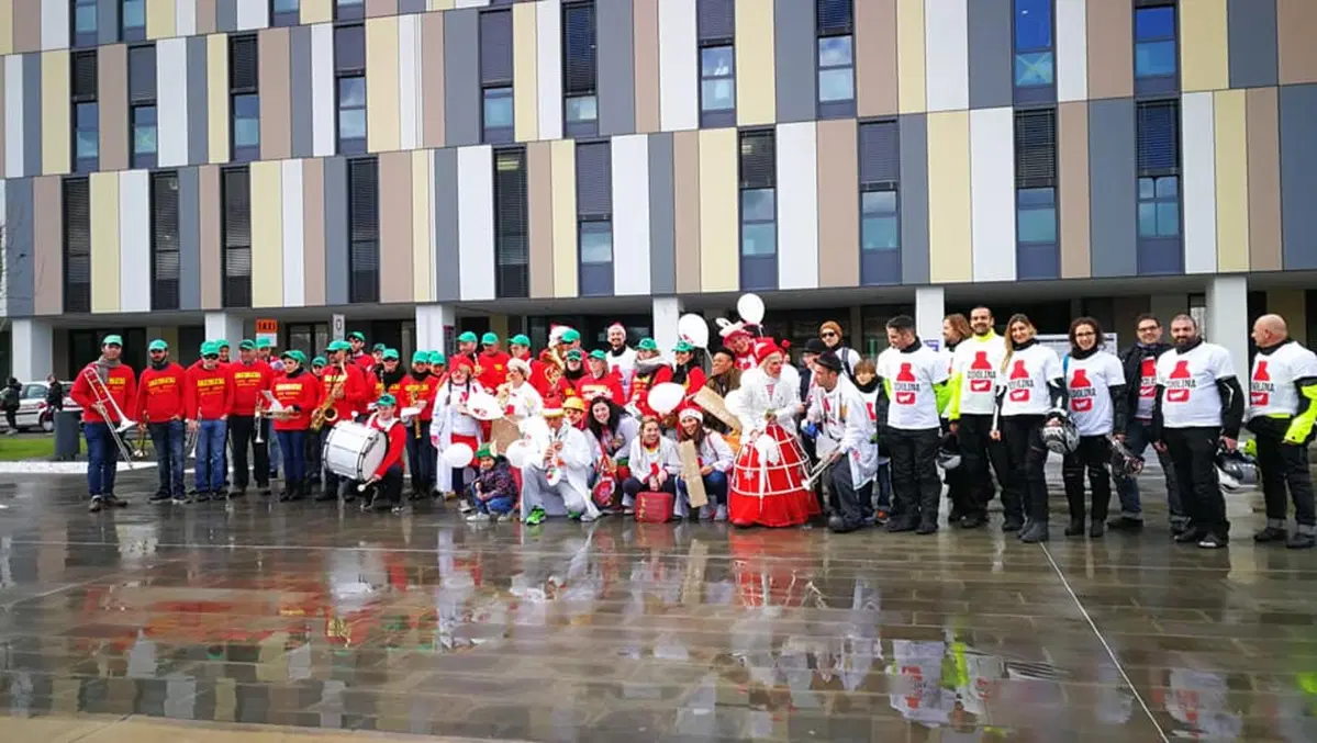 Ridolina Christmas Tour: moto e clown portano un sorriso negli ospedali  (13)