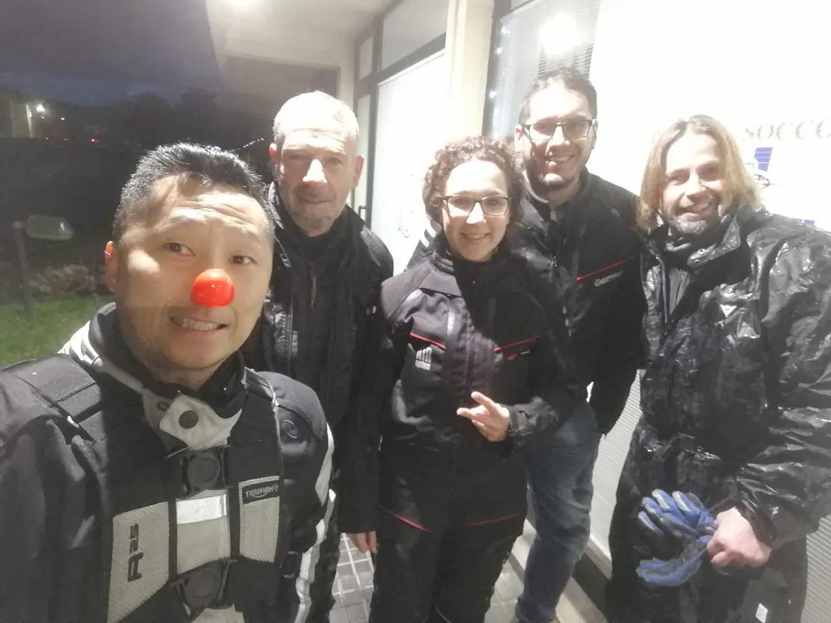 Ridolina Christmas Tour: moto e clown portano un sorriso negli ospedali  (16)