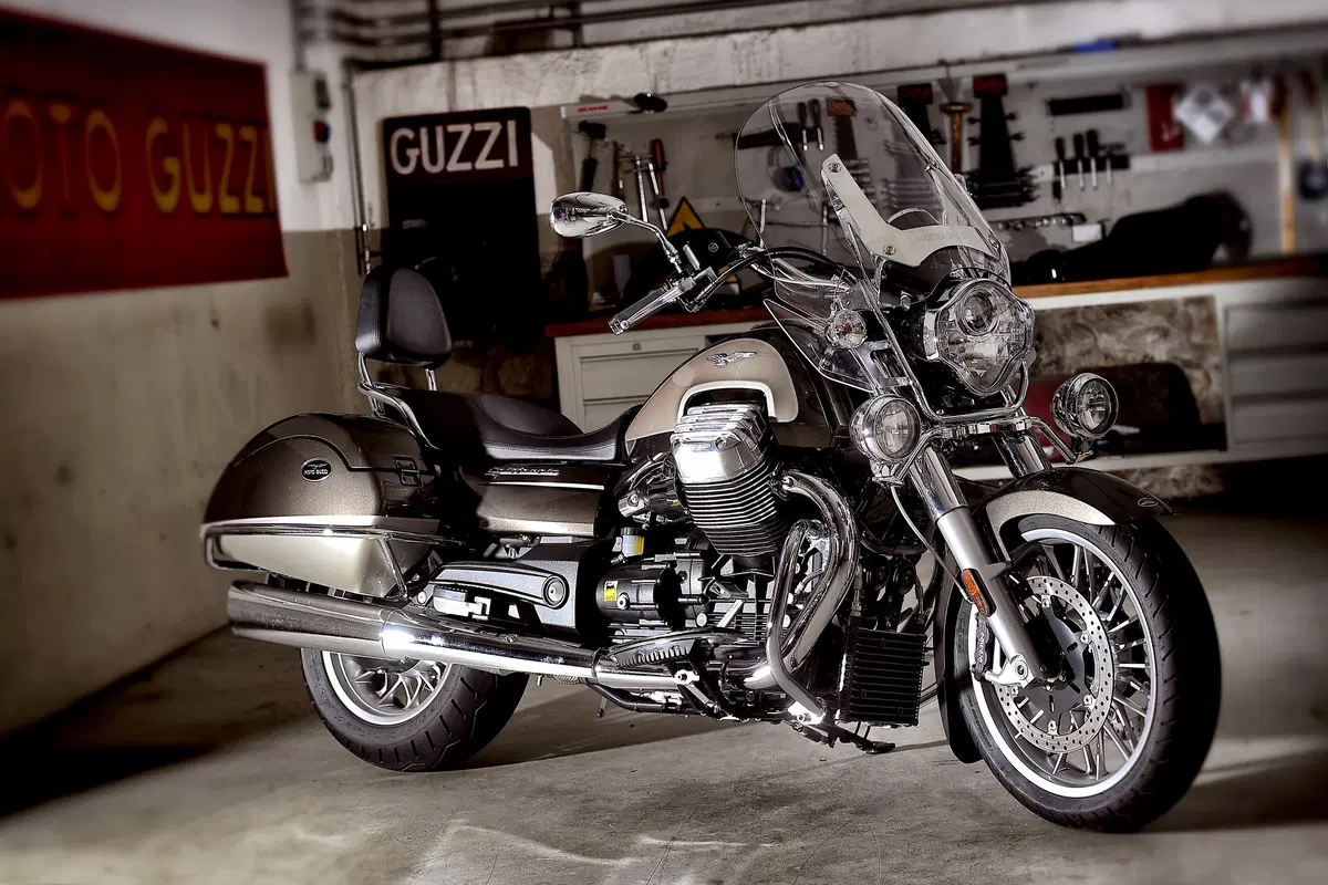 Moto Guzzi California 1400 Touring SE (5)