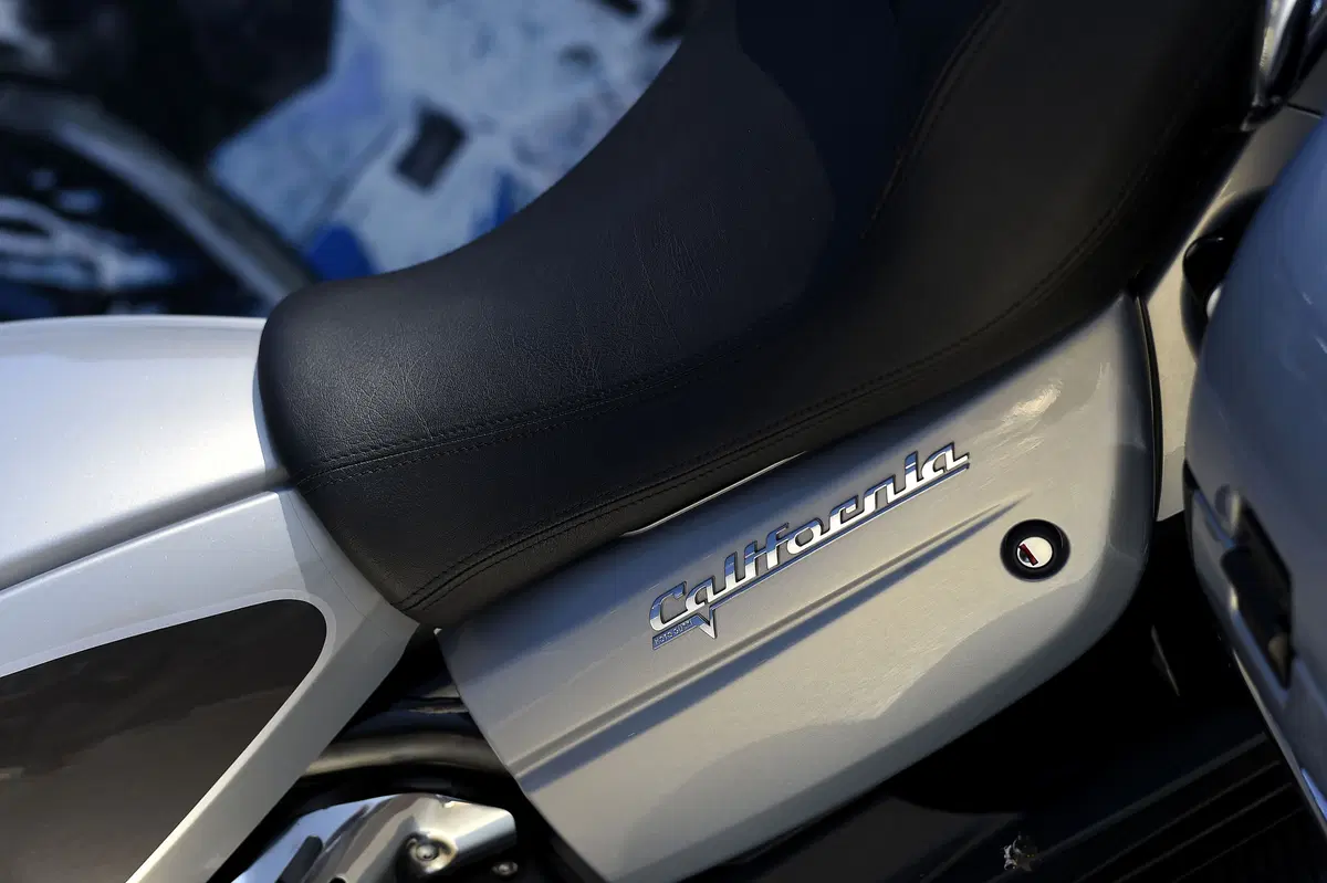 Moto Guzzi California 1400 Touring SE (12)