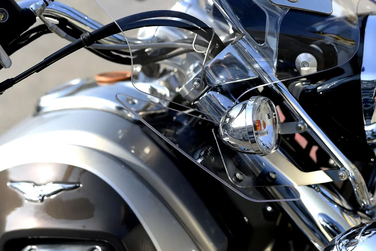 Moto Guzzi California 1400 Touring SE (14)