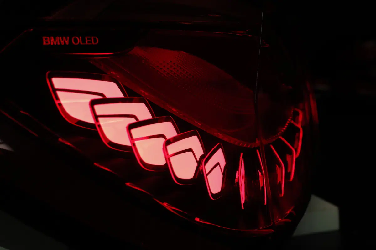 Dai fari alogeni ai full Led, dal Laser all'Oled. Il futuro dell'illuminazione moto (8)