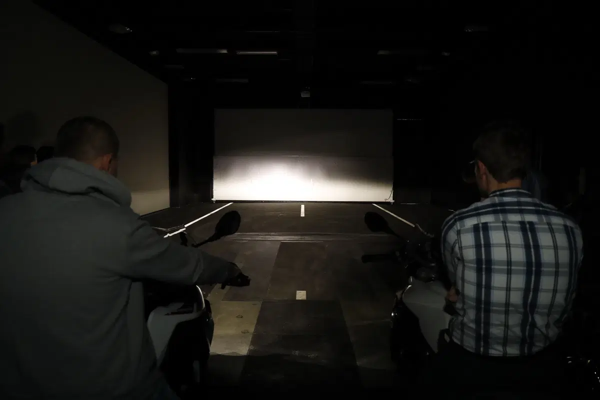 Dai fari alogeni ai full Led, dal Laser all'Oled. Il futuro dell'illuminazione moto (15)