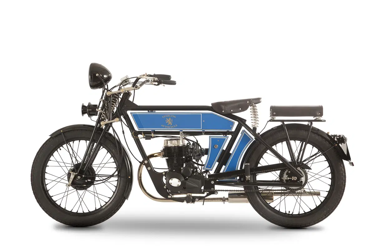 Black Douglas Sterling Autocycle. Salto nel passato (20)