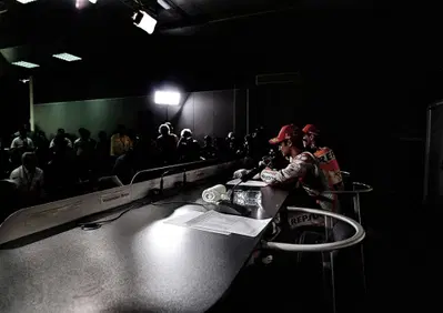 MotoGP, Valencia 2015. Conferenza del giovedì annullata. I piloti riuniti a porte chiuse