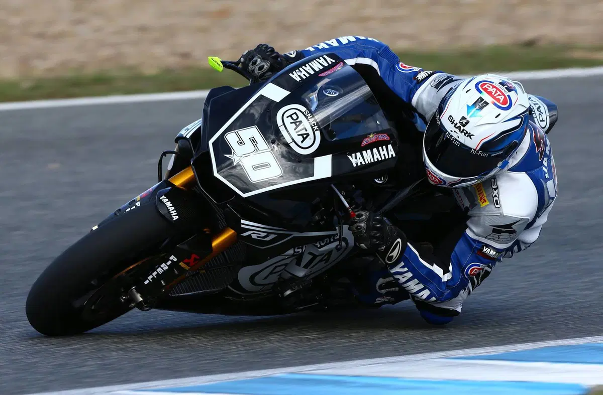 Test SBK Jerez. Le prime foto della Yamaha R1 2016 (7)
