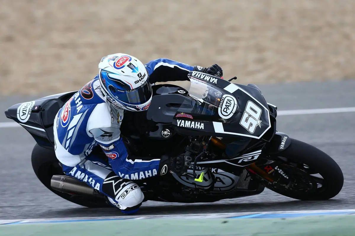 Test SBK Jerez. Le prime foto della Yamaha R1 2016 (5)