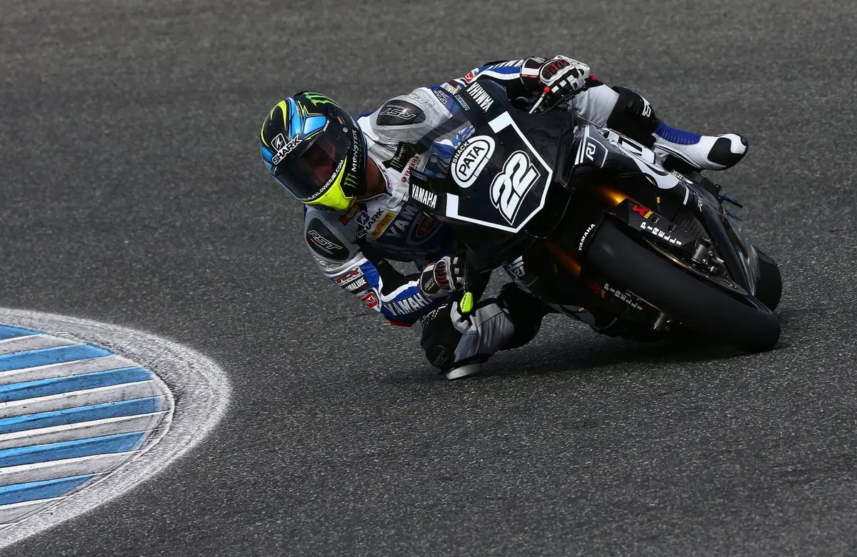 Test SBK Jerez. Le prime foto della Yamaha R1 2016 (4)