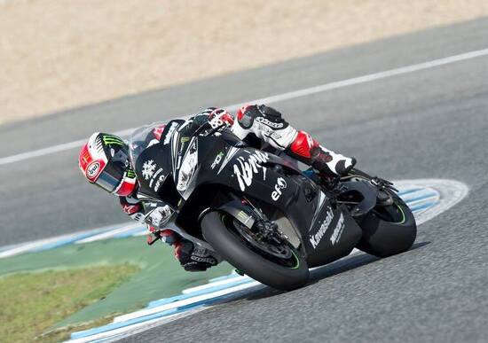 Test SBK Jerez. Sykes come Iannone investe un volatile