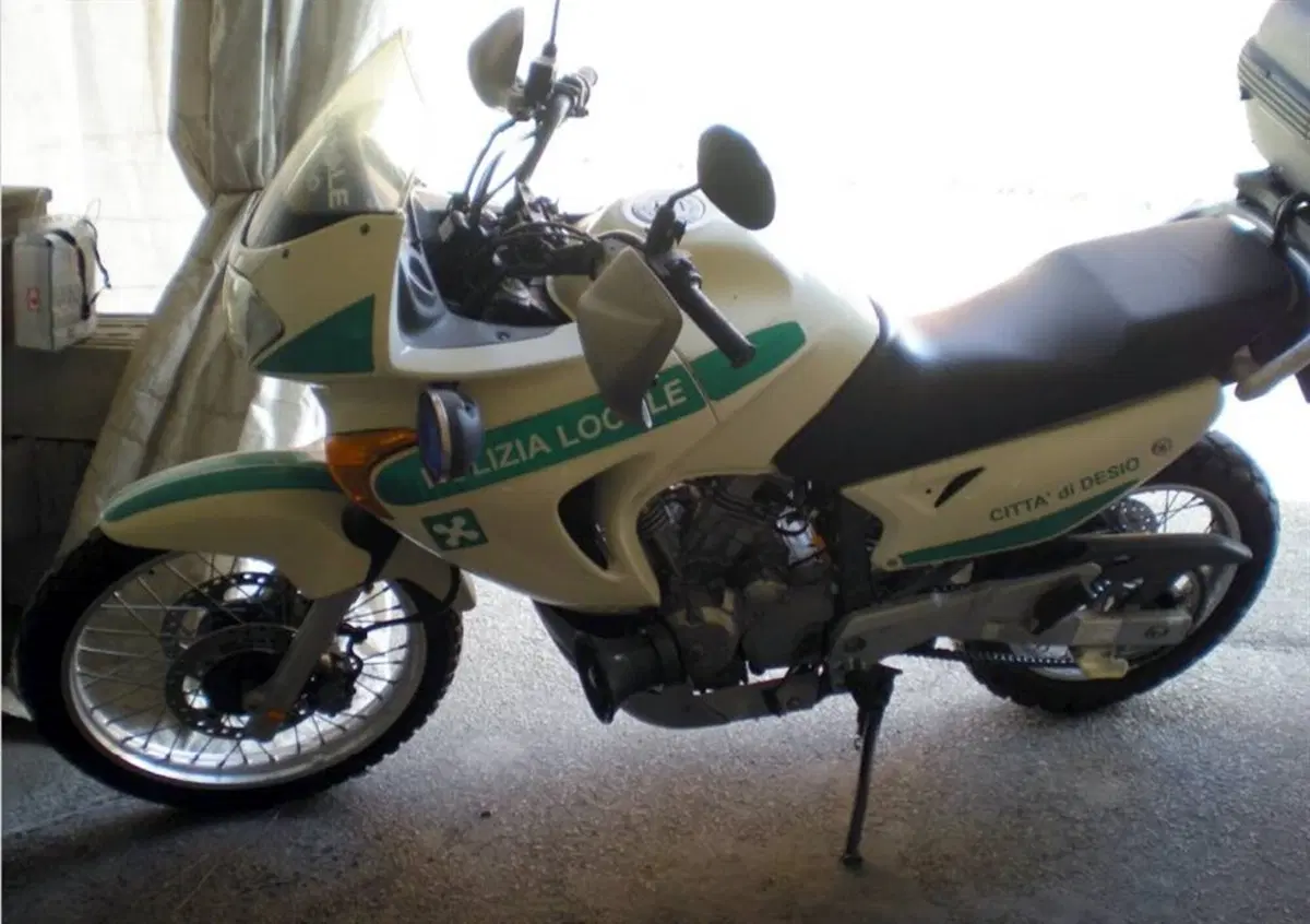 Le Belle di Moto.it: Honda Transalp 650 Polizia Locale (3)