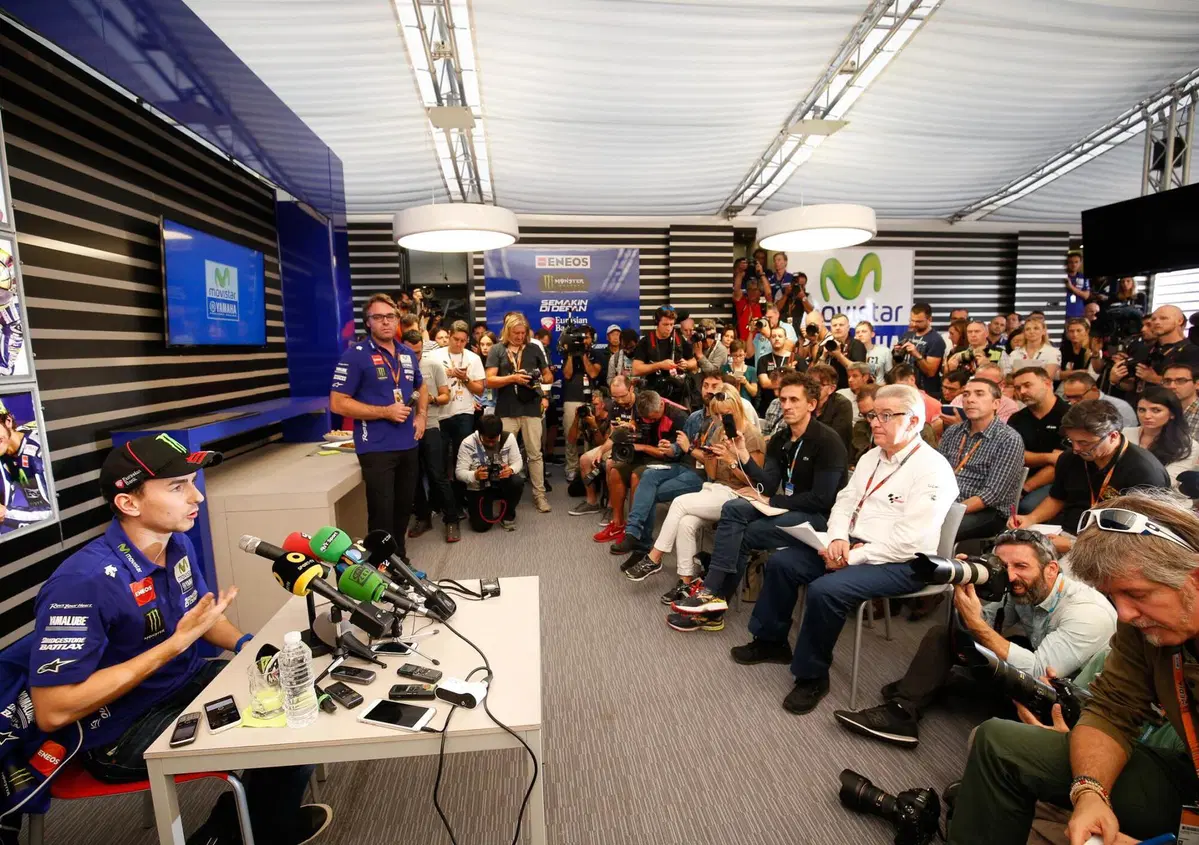 MotoGP, Valencia 2015. Lorenzo: "Onorato di correre per Yamaha"