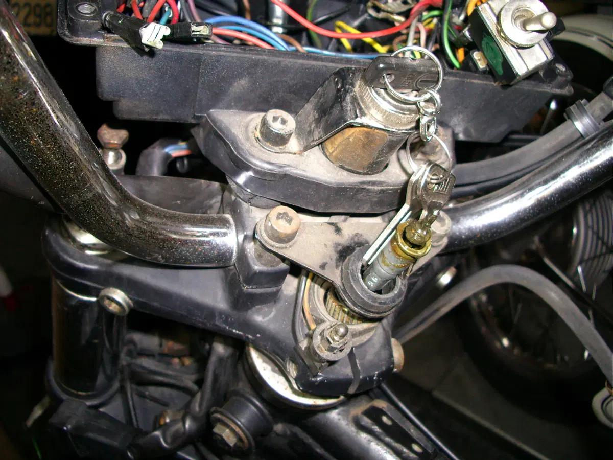 Restaurando, puntata 17: Moto Guzzi V 1000 G5 1979 (6)