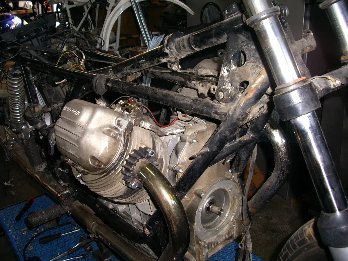 Restaurando, puntata 17: Moto Guzzi V 1000 G5 1979 (31)