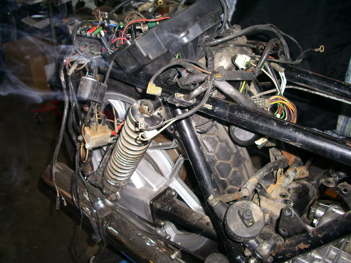 Restaurando, puntata 17: Moto Guzzi V 1000 G5 1979 (28)