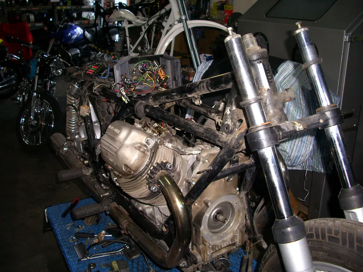 Restaurando, puntata 17: Moto Guzzi V 1000 G5 1979 (32)