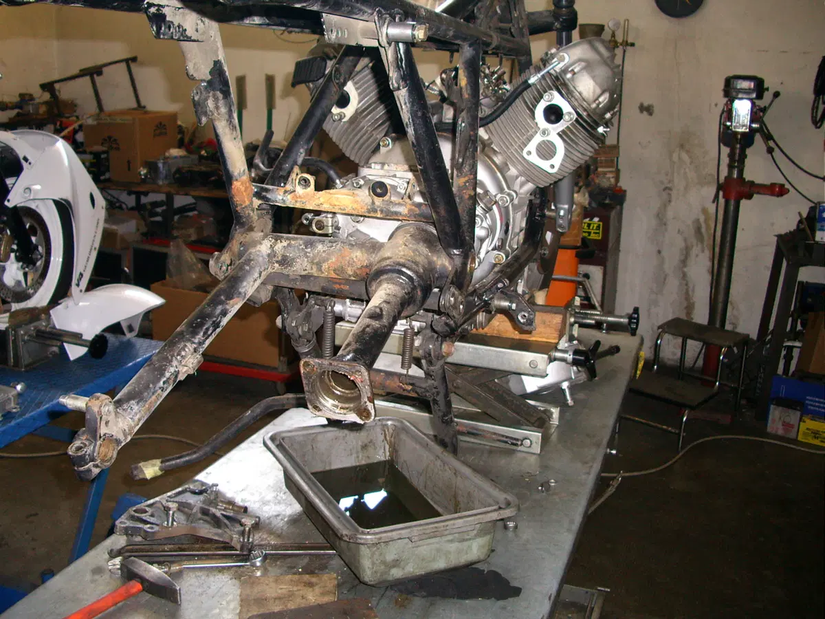 Restaurando, puntata 17: Moto Guzzi V 1000 G5 1979 (48)