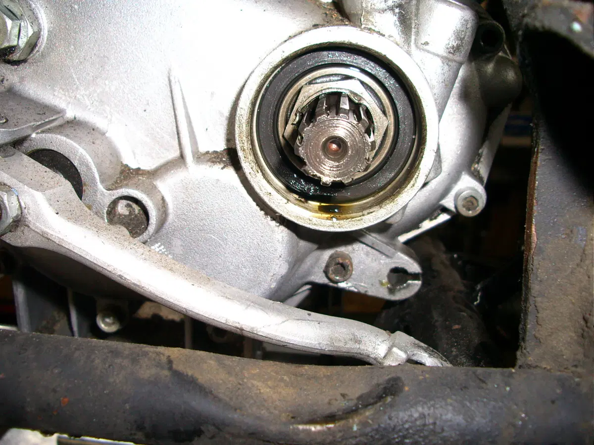 Restaurando, puntata 17: Moto Guzzi V 1000 G5 1979 (56)