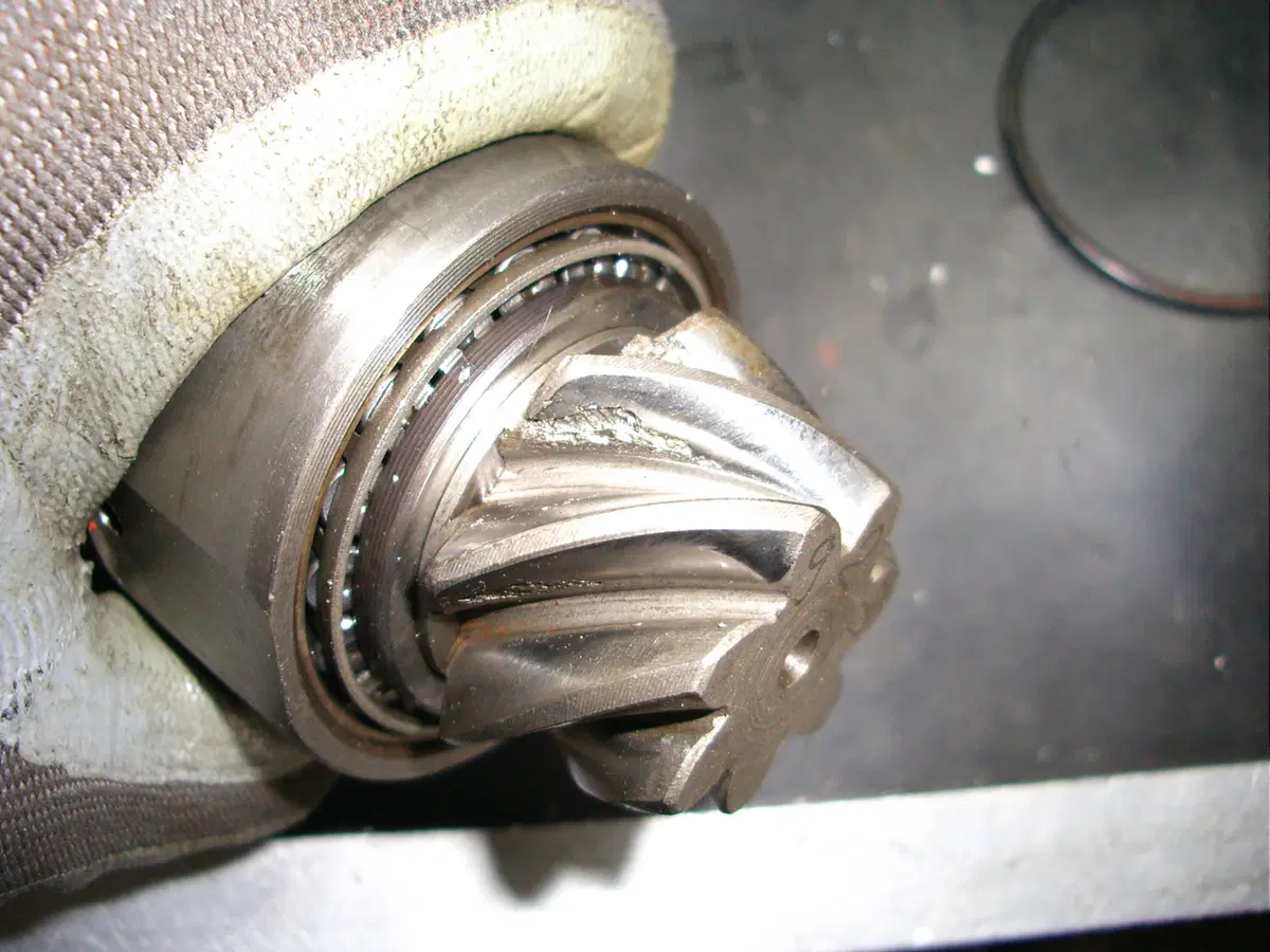 Restaurando, puntata 17: Moto Guzzi V 1000 G5 1979 (62)