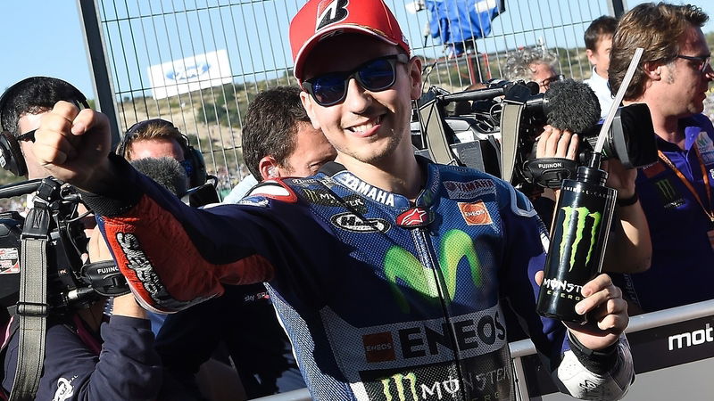 MotoGP, Valencia 2015. Lorenzo: &ldquo;Se penso a Rossi perdo&rdquo;
