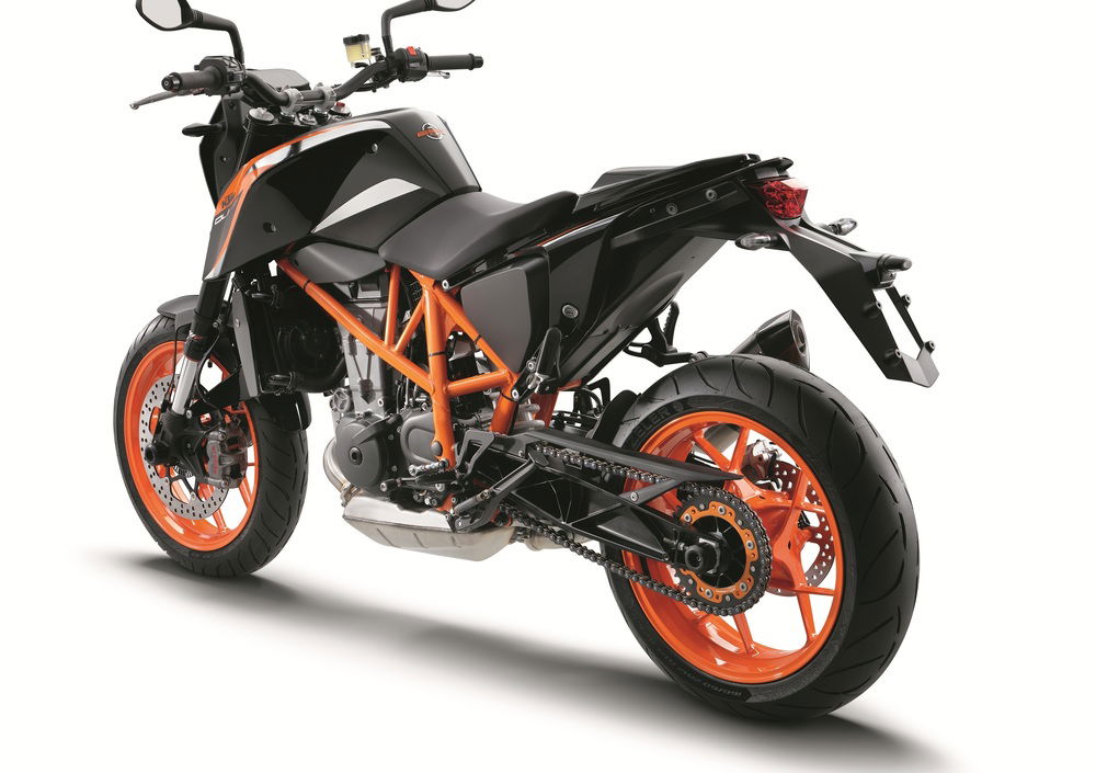 KTM 690 Duke R (2016 -17) (2)