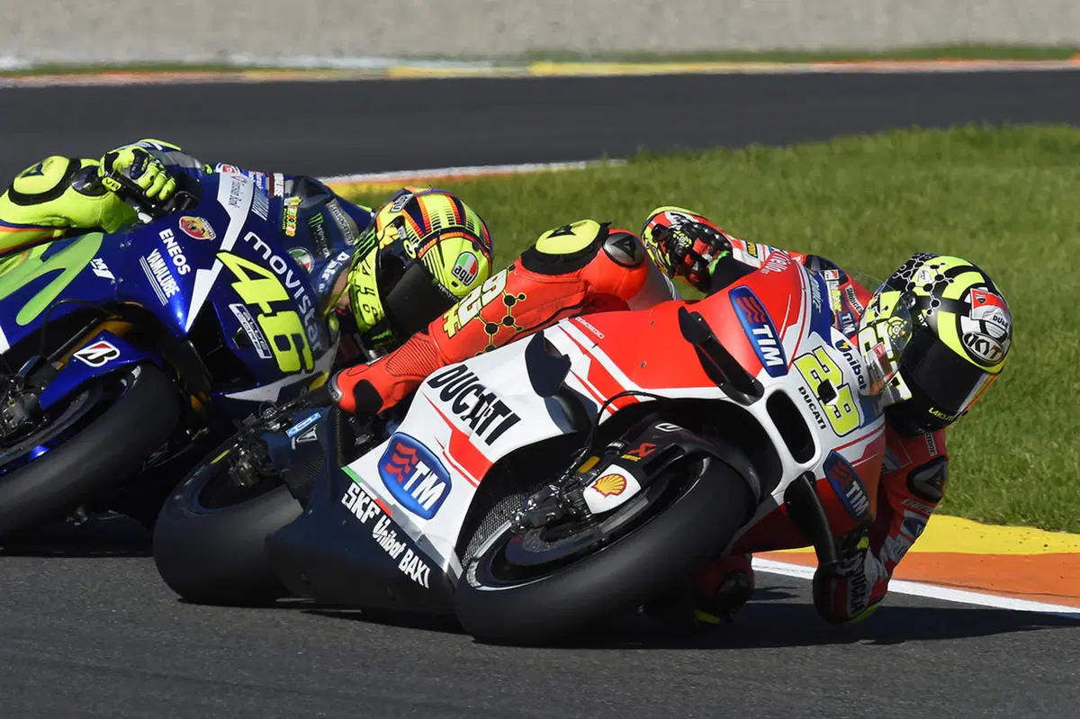 MotoGP. Le foto più belle del GP di Valencia 2016 (13)