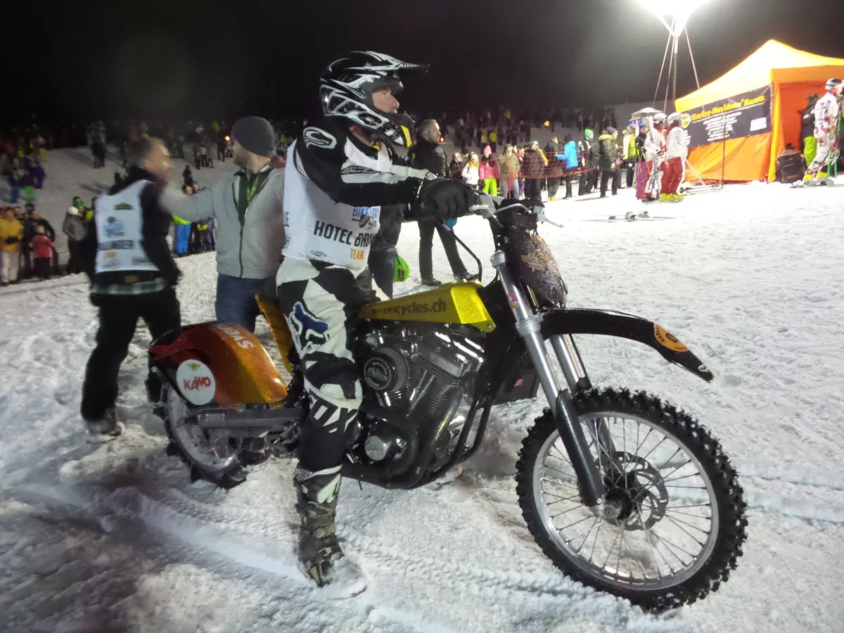 BIKE&SKI. Moto e sci in una sfida epica (27)