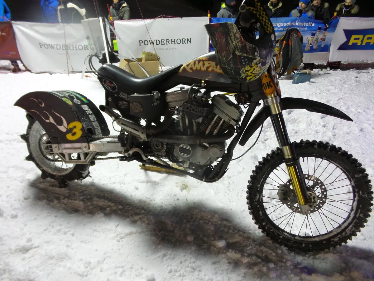BIKE&SKI. Moto e sci in una sfida epica (30)