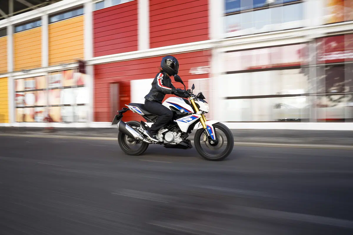 EICMA 2015: BMW G 310 R nel 2016 (9)