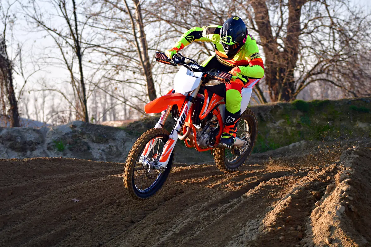 Motocross: guida alle protezioni per bambini e adulti (10)