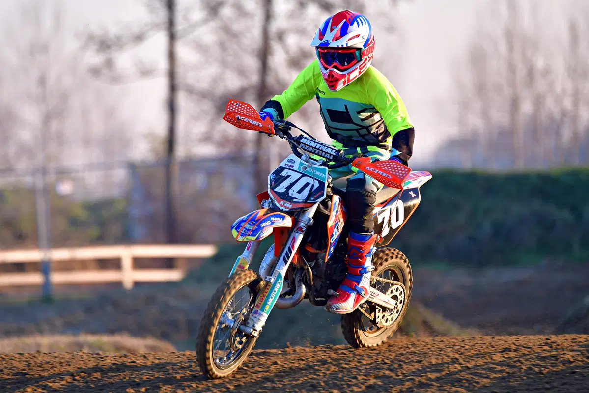 Motocross: guida alle protezioni per bambini e adulti (18)