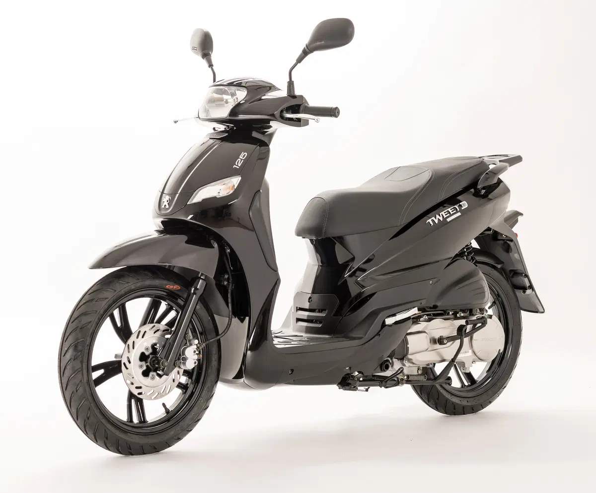 EICMA 2015: Peugeot Scooters 