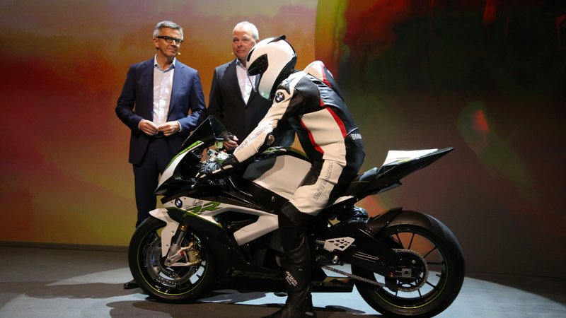 BMW eRR: Superbike elettrica a sorpresa