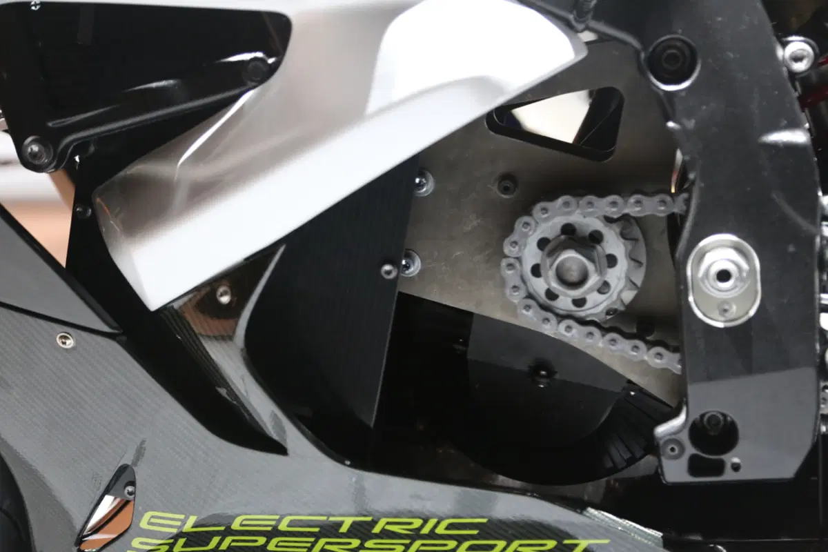 BMW eRR: Superbike elettrica a sorpresa (7)