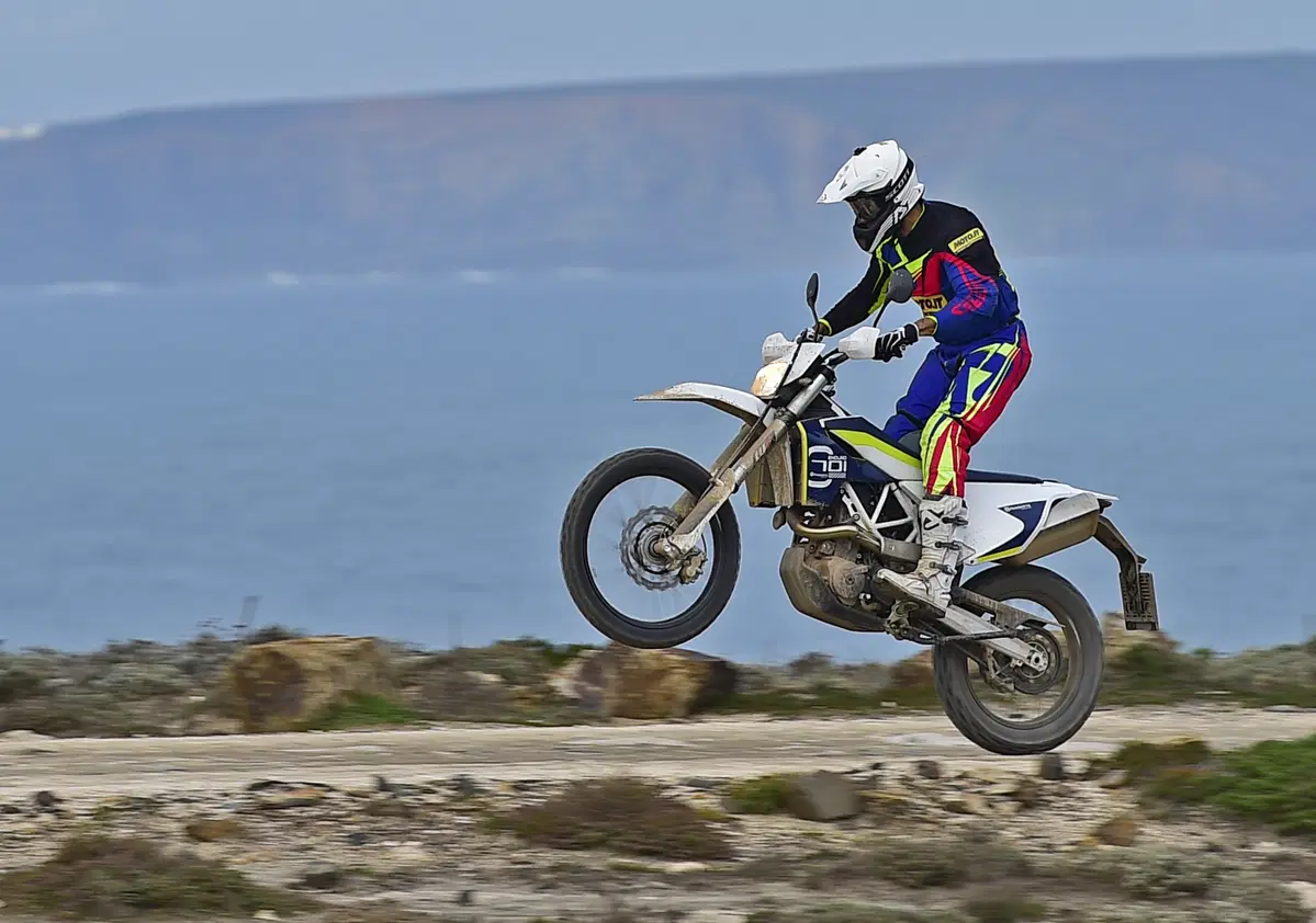 Husqvarna 701 Enduro (4)