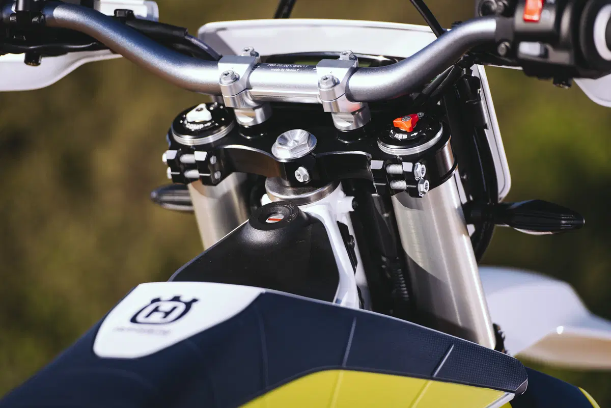 Husqvarna 701 Enduro (16)