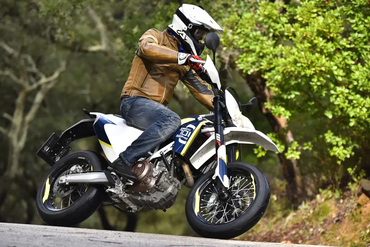Husqvarna 701 Supermoto 