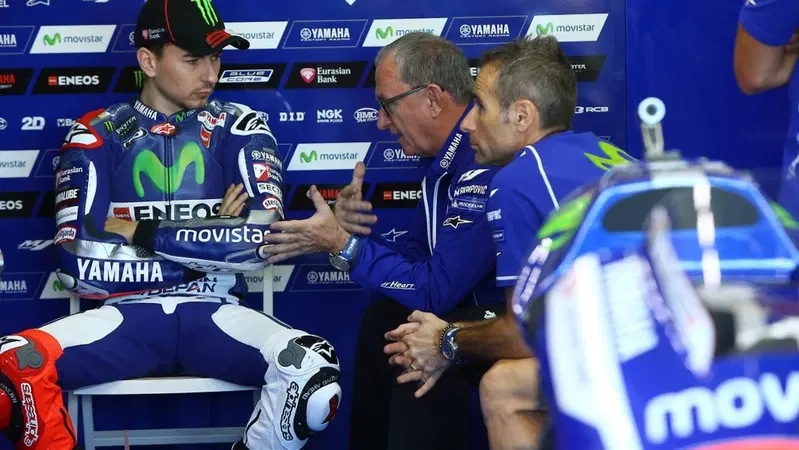 Lorenzo: "Rossi per me &egrave; un esempio"
