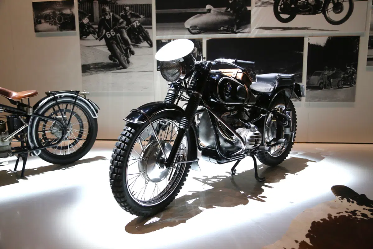 BMW: obiettivo 200.000 moto entro il 2020 (4)