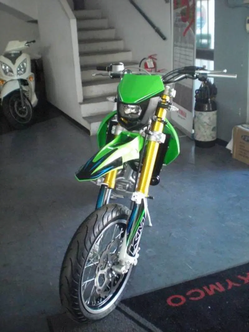 HM CRM F125 X Derapage 4t (2)