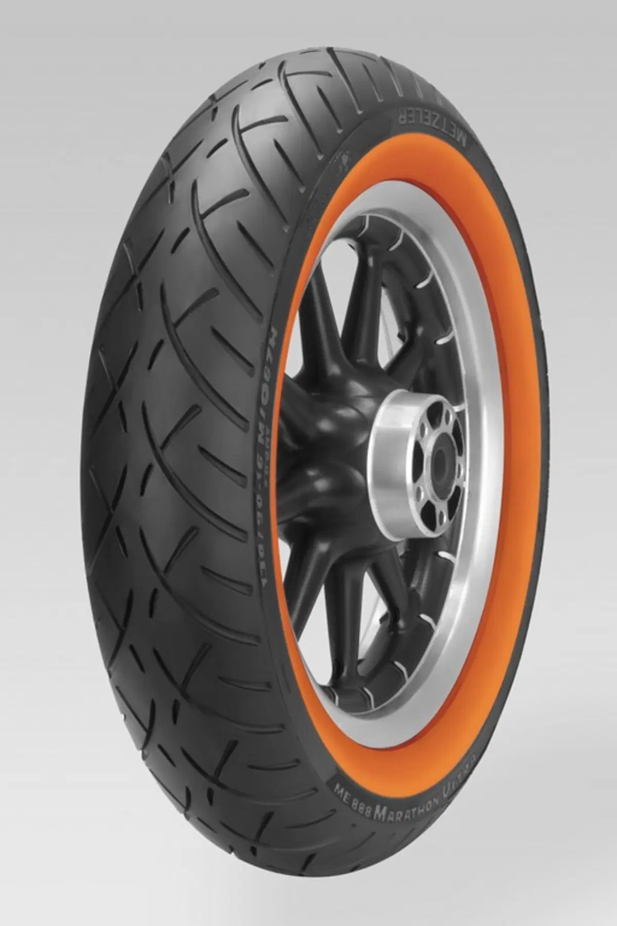 Metzeler al Motor Bike Expo con il nuovo ME 888 Marathon Ultra Orangewall (3)