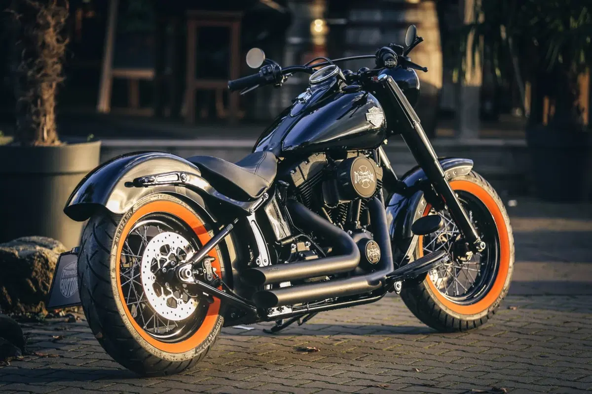 Metzeler al Motor Bike Expo con il nuovo ME 888 Marathon Ultra Orangewall