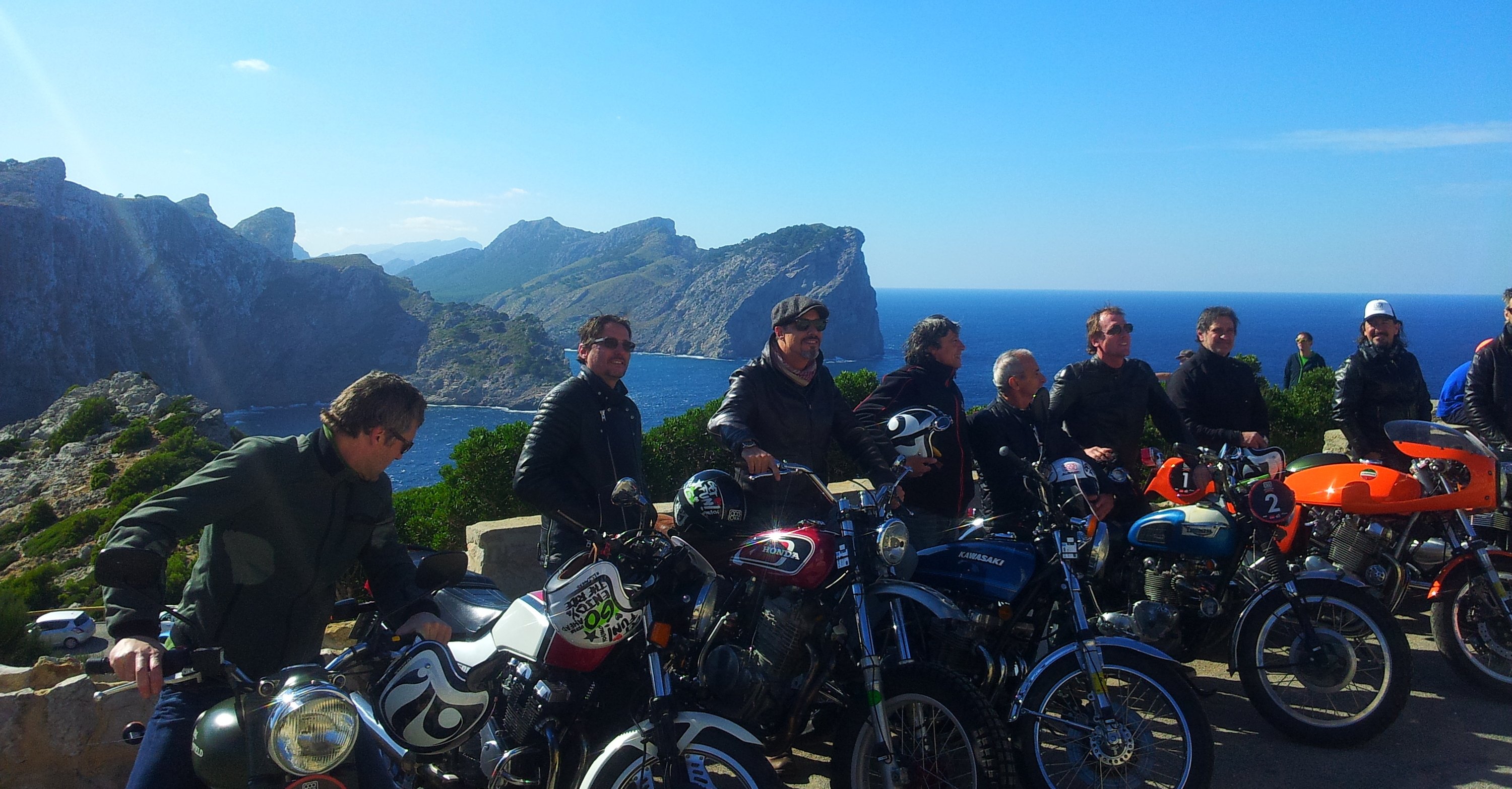 800KM di Maiorca: moto classiche, turismo sportivo e buen vivir
