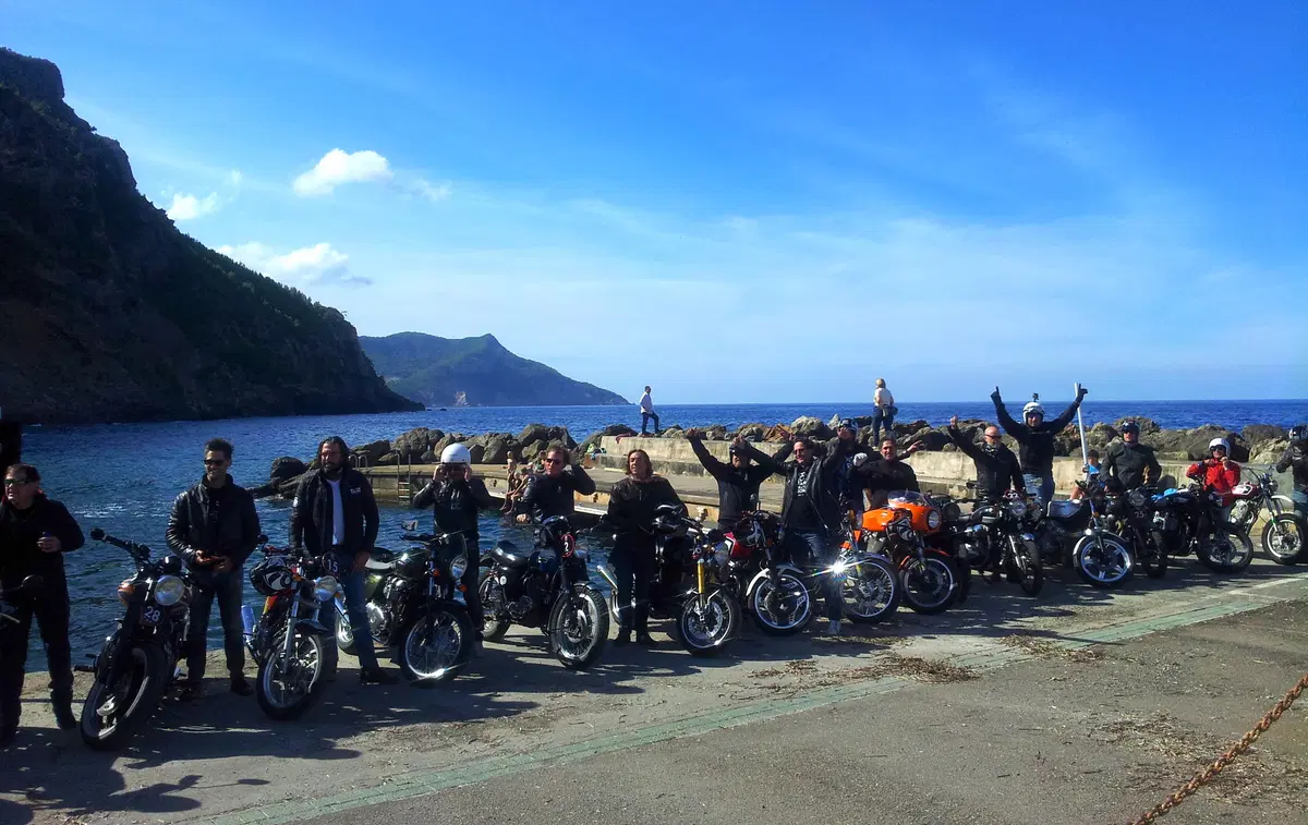 800KM di Maiorca: moto classiche, turismo sportivo e buen vivir