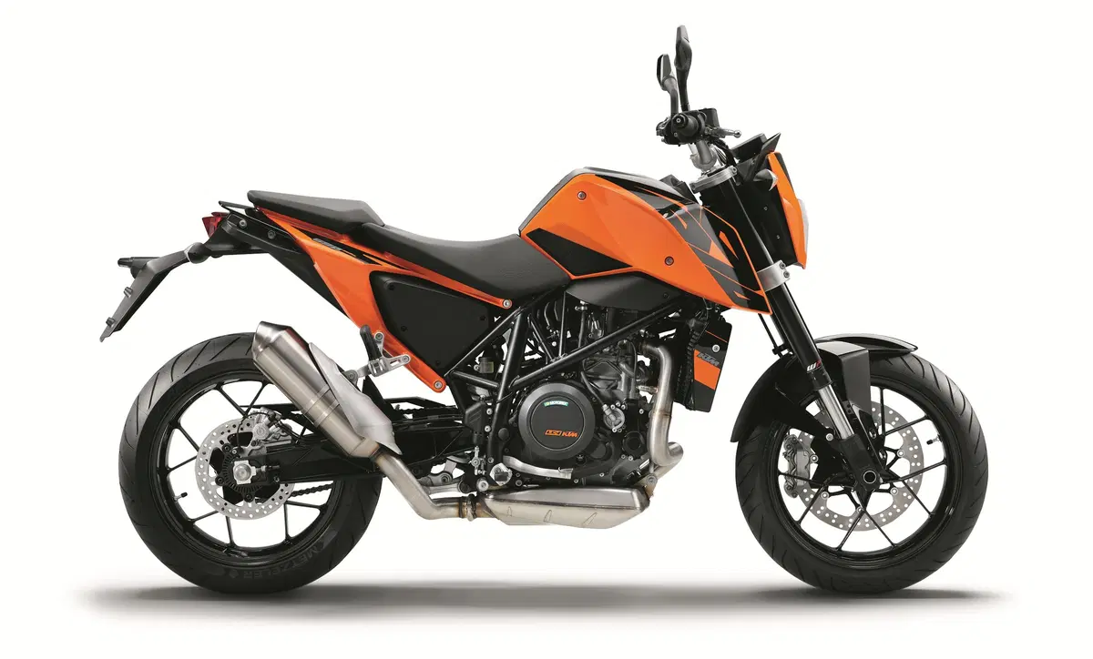 EICMA 2015: KTM 690 Duke IMPENNAAGUARDARLA (5)