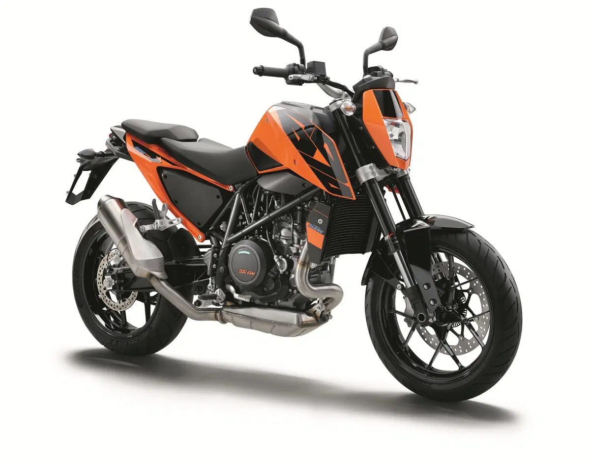 EICMA 2015: KTM 690 Duke IMPENNAAGUARDARLA (8)
